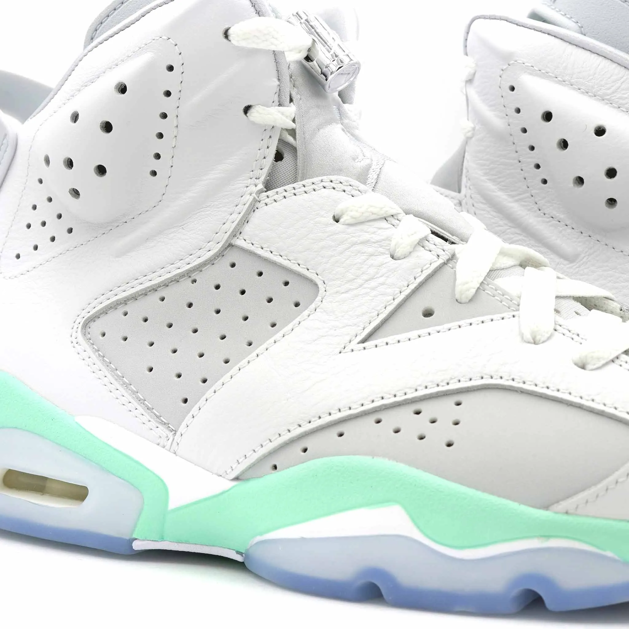 AIR JORDAN 6 RETRO MINT FOAM (WOMEN'S) 2022