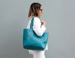 Calisto tote bag - Petrol blue pebbled leather