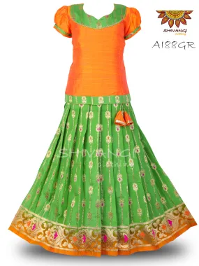 Girls Green Banarasi Hanging Pattu Pavadai !!!