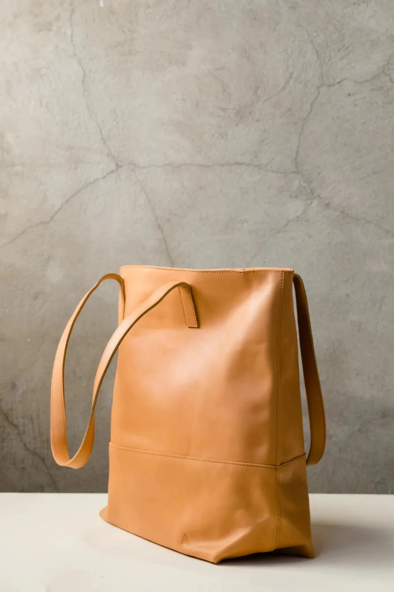 Mamuye Zip Up Tote